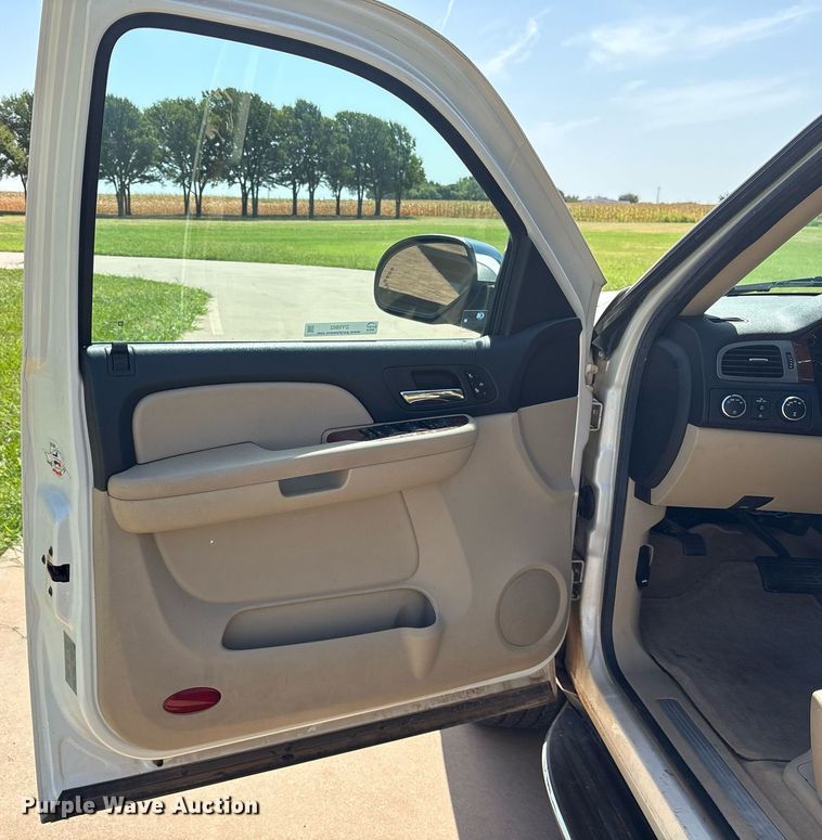 image for item DY0802 2008 Chevrolet Tahoe SUV