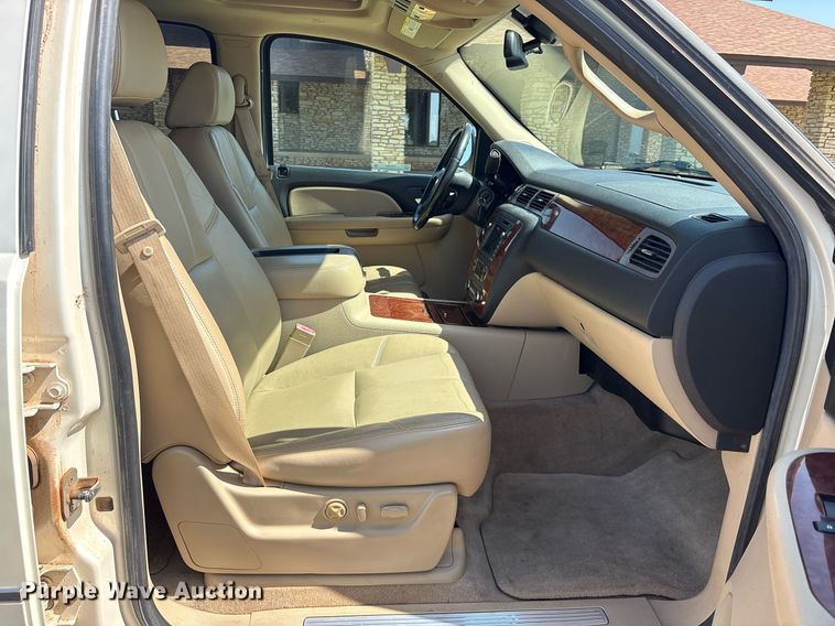 image for item DY0802 2008 Chevrolet Tahoe SUV