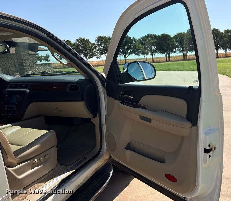 image for item DY0802 2008 Chevrolet Tahoe SUV