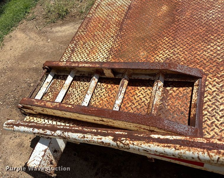 image for item DY0855 1994 Shop built utility trailer