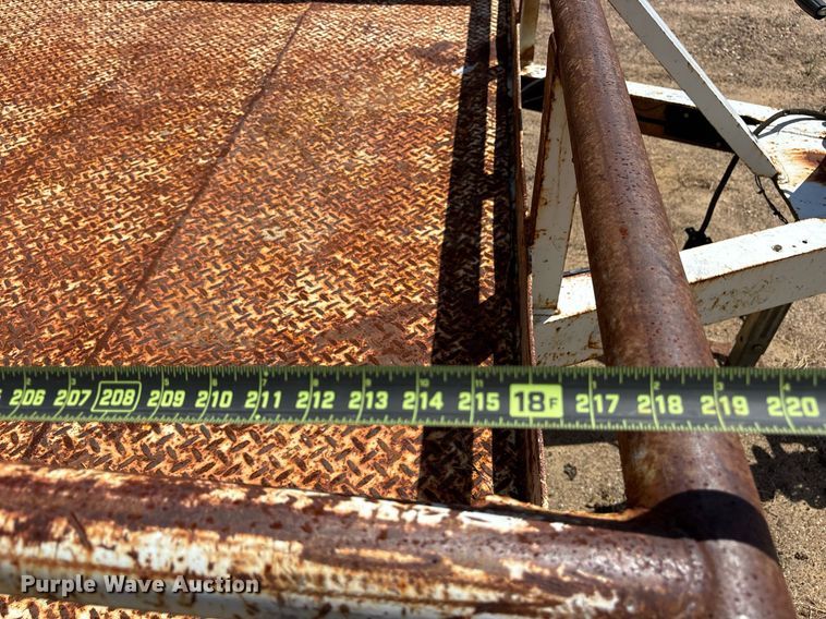 image for item DY0855 1994 Shop built utility trailer