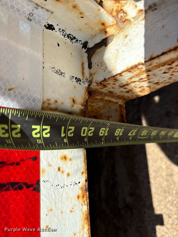 image for item DY0855 1994 Shop built utility trailer