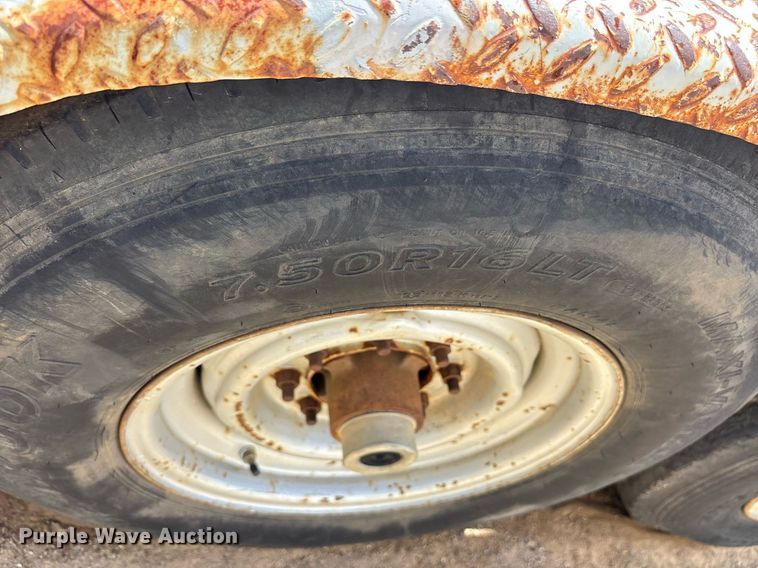 image for item DY0855 1994 Shop built utility trailer