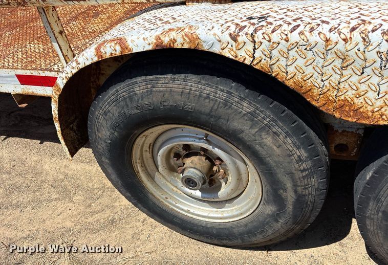 image for item DY0855 1994 Shop built utility trailer