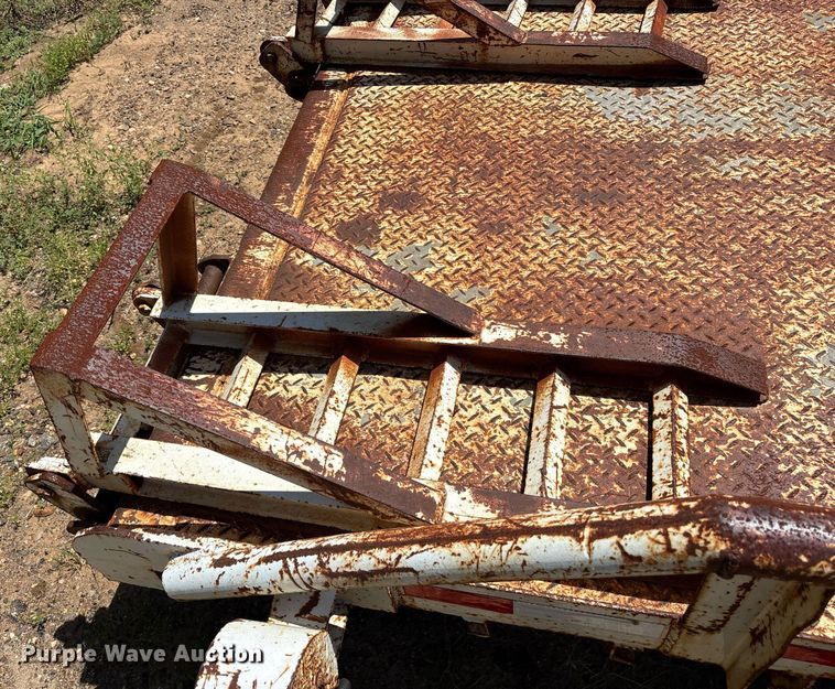 image for item DY0856 1996 Shop built utility trailer