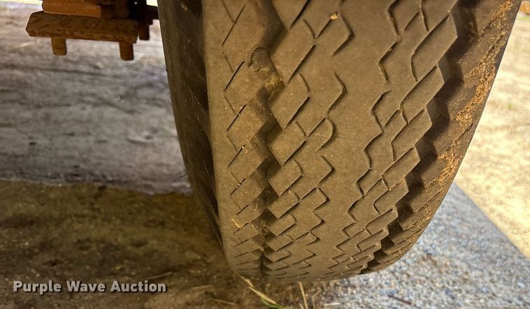 image for item DY0856 1996 Shop built utility trailer