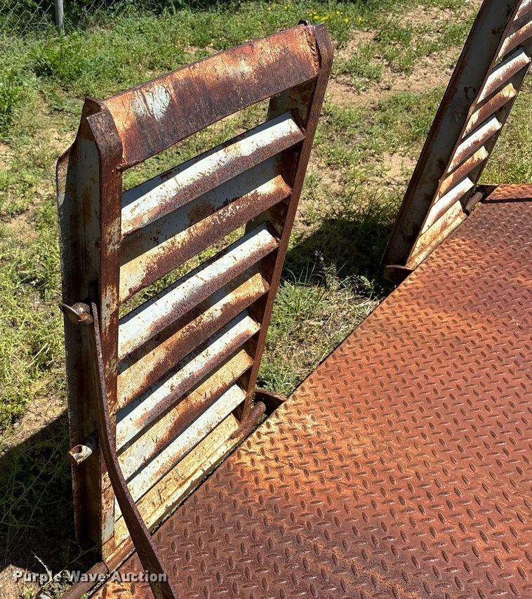 image for item DY0857 2003 Shop built utility trailer