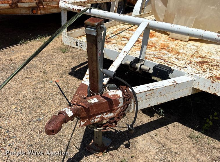 image for item DY0858 1990 Shop built utility trailer