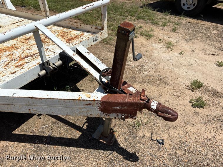 image for item DY0858 1990 Shop built utility trailer