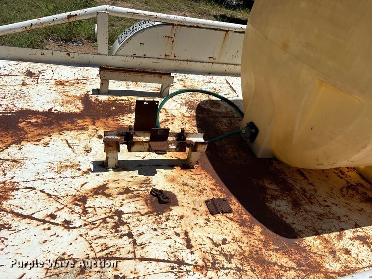 image for item DY0858 1990 Shop built utility trailer