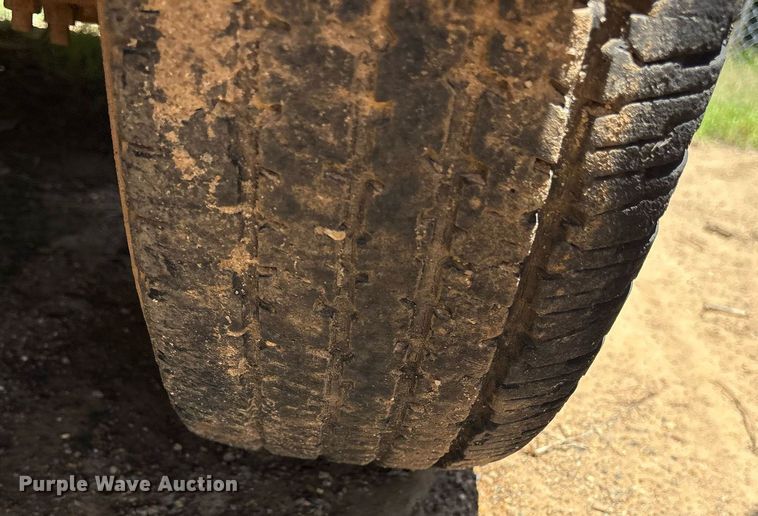 image for item DY0858 1990 Shop built utility trailer