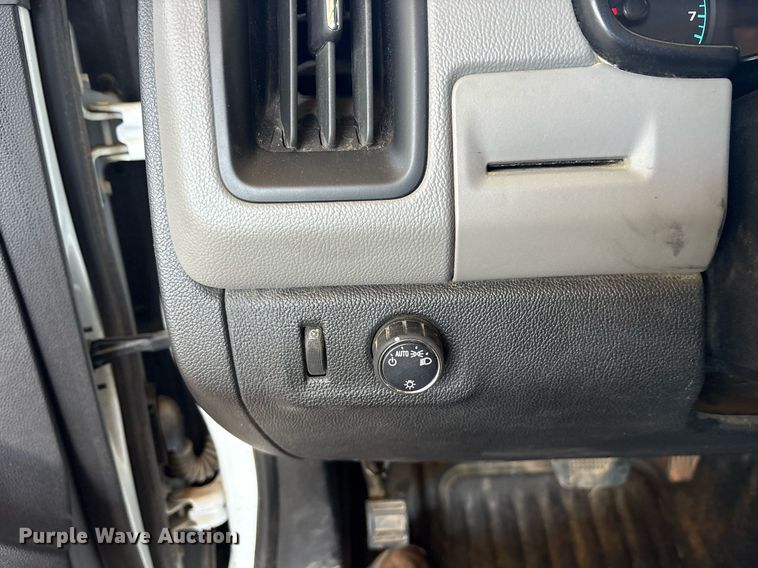 image for item DY0859 2016 Chevrolet Colorado Ext. Cab pickup truck