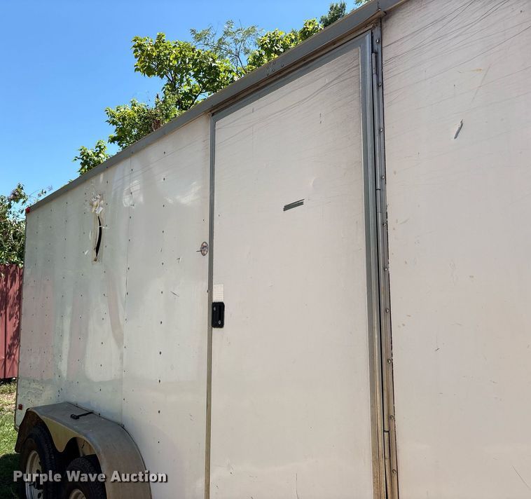 image for item DY0864 2012 King V17X1STA enclosed cargo trailer