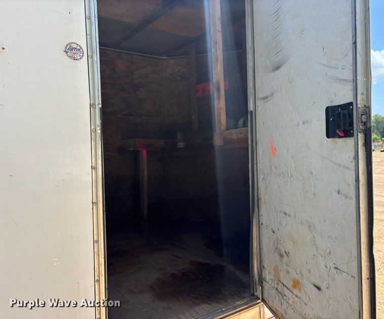 image for item DY0864 2012 King V17X1STA enclosed cargo trailer