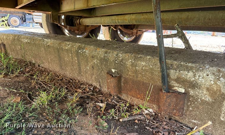 image for item DY0864 2012 King V17X1STA enclosed cargo trailer