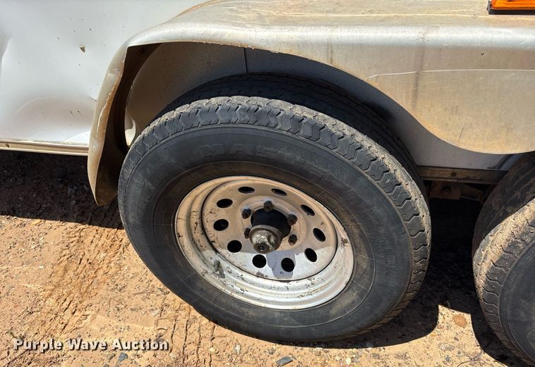 image for item DY0864 2012 King V17X1STA enclosed cargo trailer