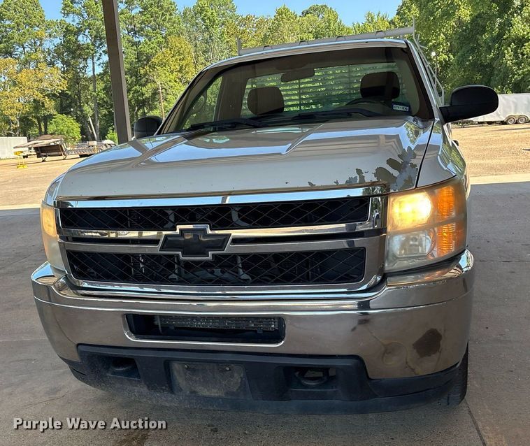 image for item DY0866 2011 Chevrolet Silverado 2500HD pickup truck