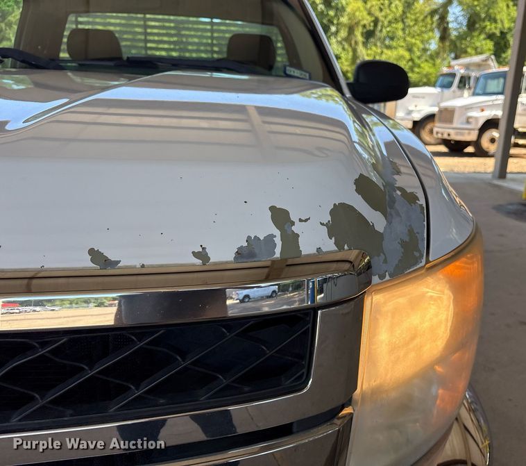 image for item DY0866 2011 Chevrolet Silverado 2500HD pickup truck