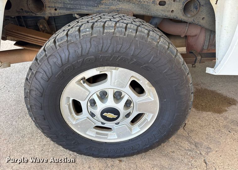 image for item DY0866 2011 Chevrolet Silverado 2500HD pickup truck