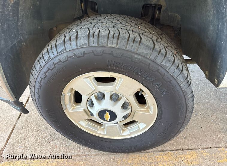 image for item DY0866 2011 Chevrolet Silverado 2500HD pickup truck