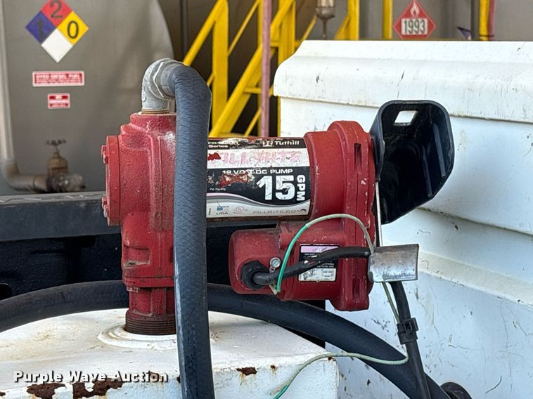 image for item DY0867 2017 Chevrolet Silverado 2500HD Crew Cab pickup truck