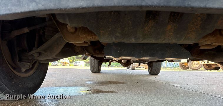 image for item DY0867 2017 Chevrolet Silverado 2500HD Crew Cab pickup truck