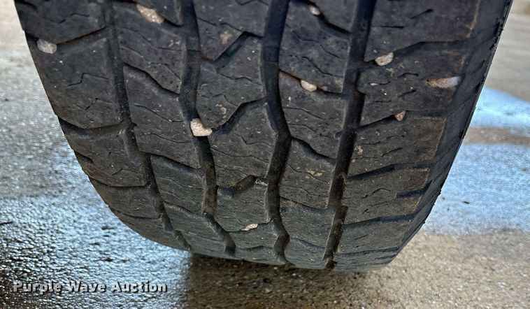 image for item DY0867 2017 Chevrolet Silverado 2500HD Crew Cab pickup truck