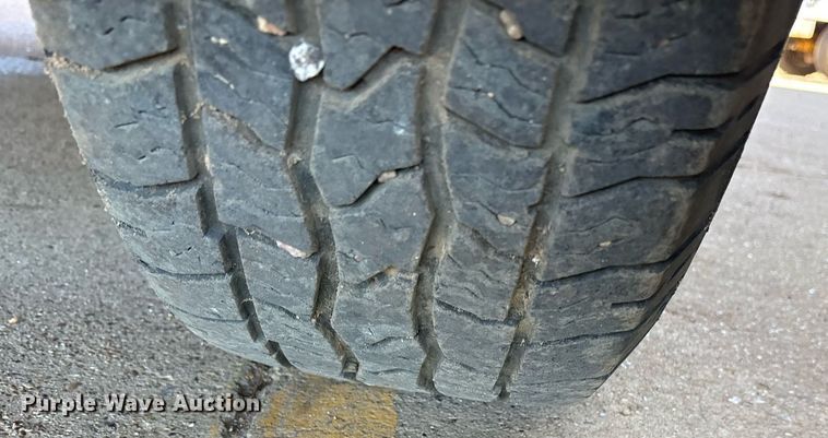 image for item DY0867 2017 Chevrolet Silverado 2500HD Crew Cab pickup truck