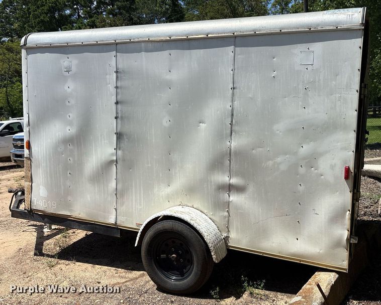 image for item DY0868 2007 Carry- On  enclosed cargo trailer