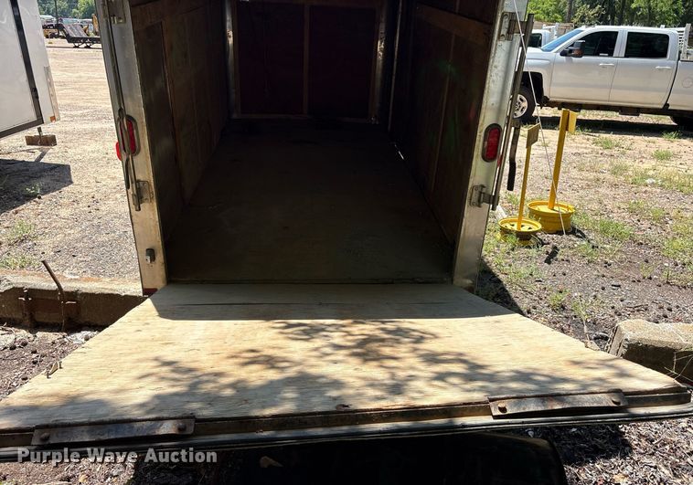 image for item DY0868 2007 Carry- On  enclosed cargo trailer