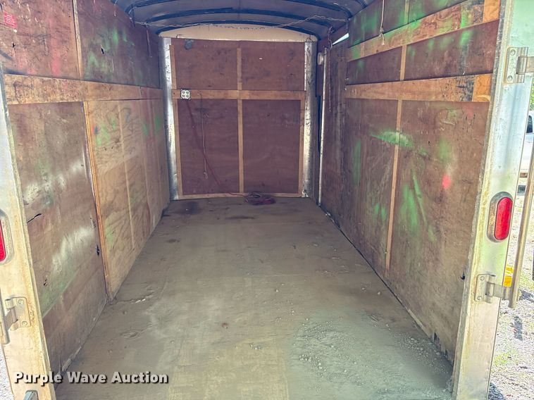 image for item DY0868 2007 Carry- On  enclosed cargo trailer