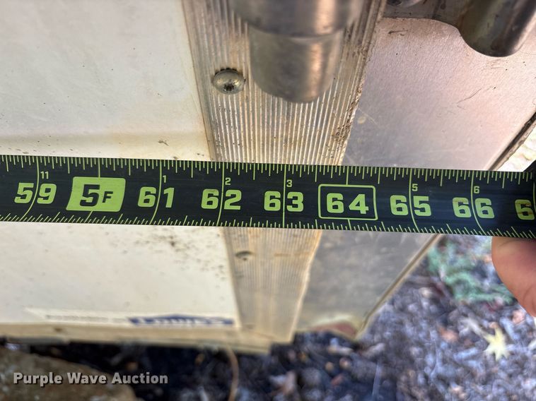 image for item DY0868 2007 Carry- On  enclosed cargo trailer