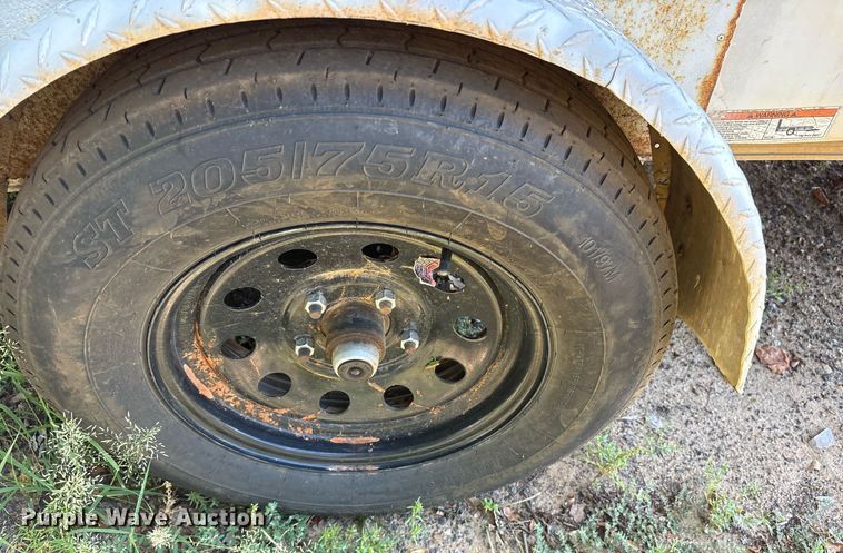 image for item DY0868 2007 Carry- On  enclosed cargo trailer