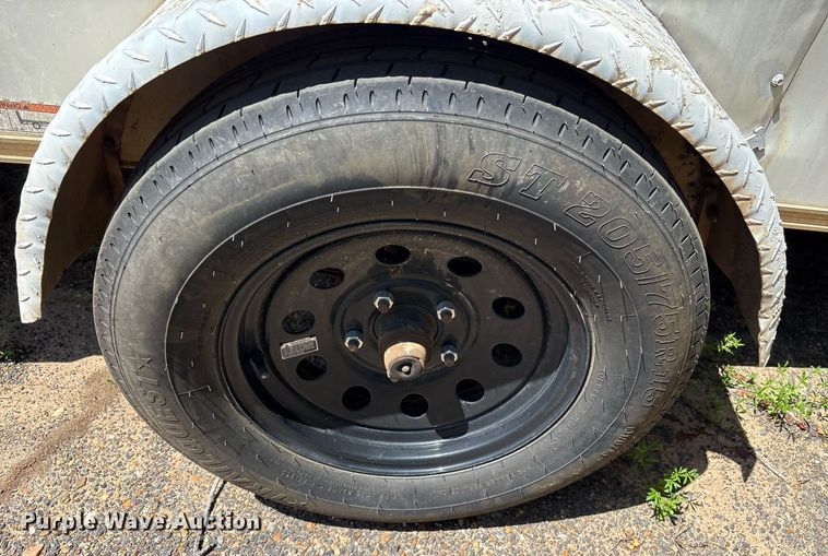 image for item DY0868 2007 Carry- On  enclosed cargo trailer