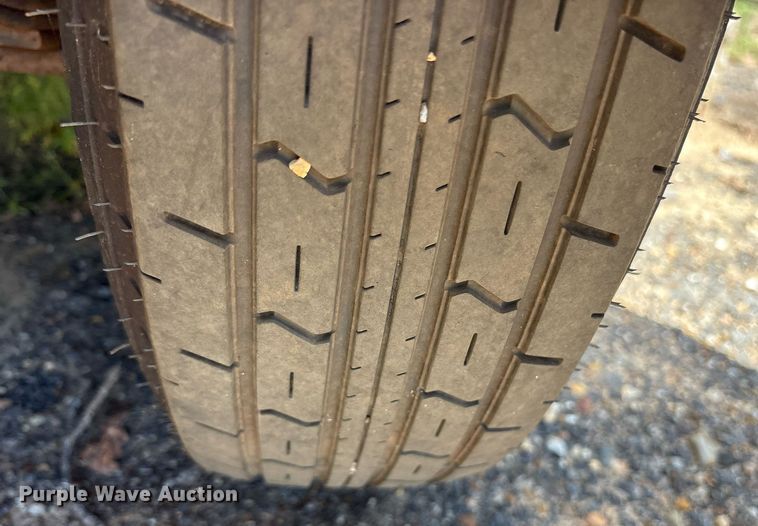 image for item DY0868 2007 Carry- On  enclosed cargo trailer