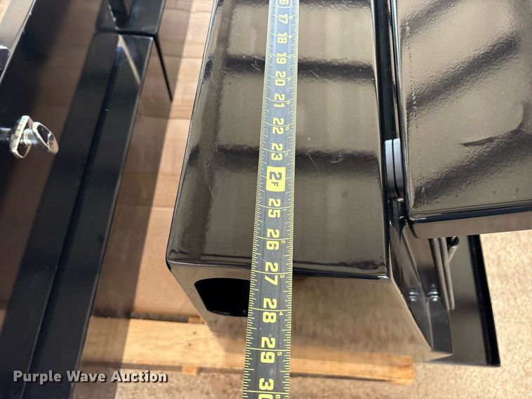 image for item DY0903 (5) toolboxes