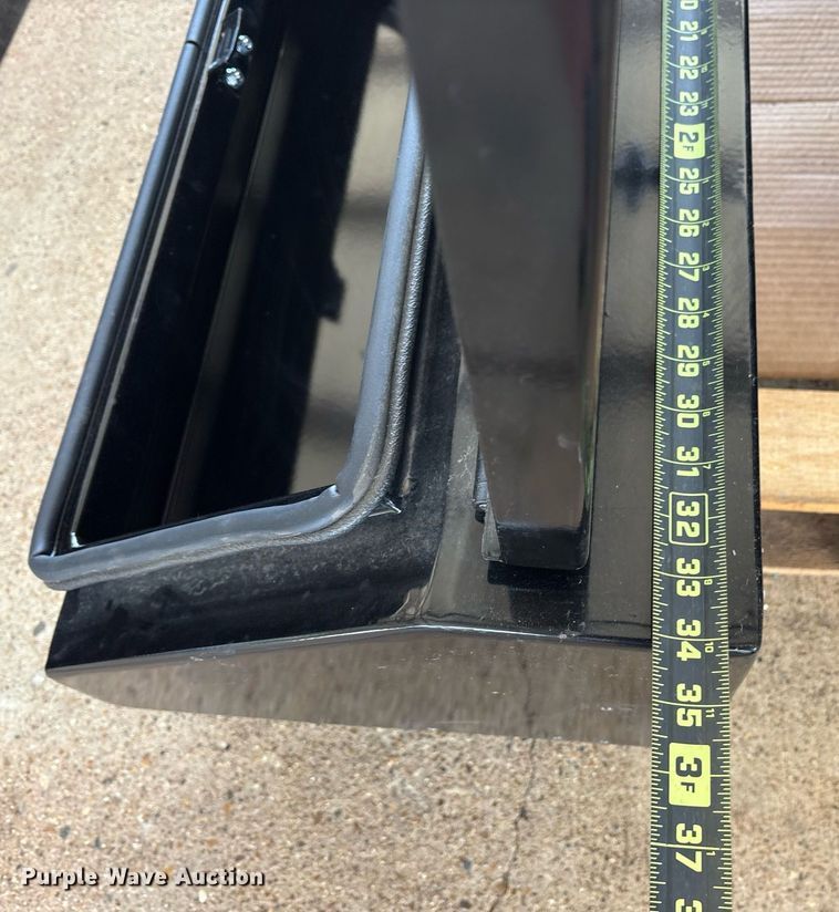 image for item DY0903 (5) toolboxes