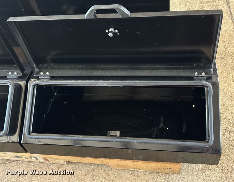 image for item DY0903 (5) toolboxes