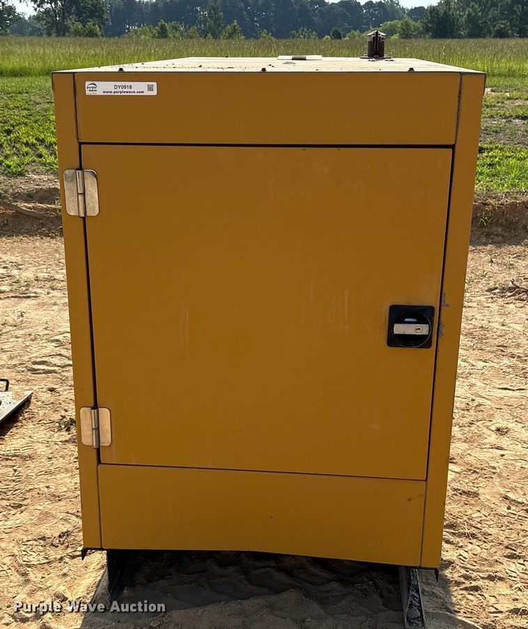 image for item DY0918 2001 Olympian G25F1S generator