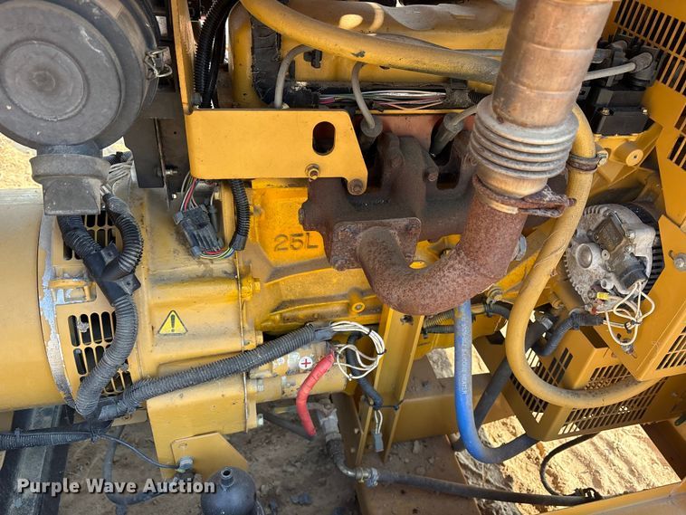 image for item DY0918 2001 Olympian G25F1S generator