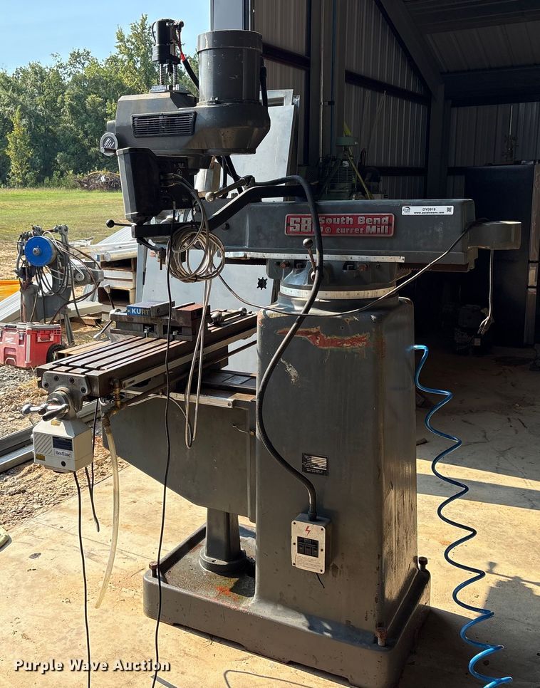 image for item DY0919 South Bend 3VH Milling machine