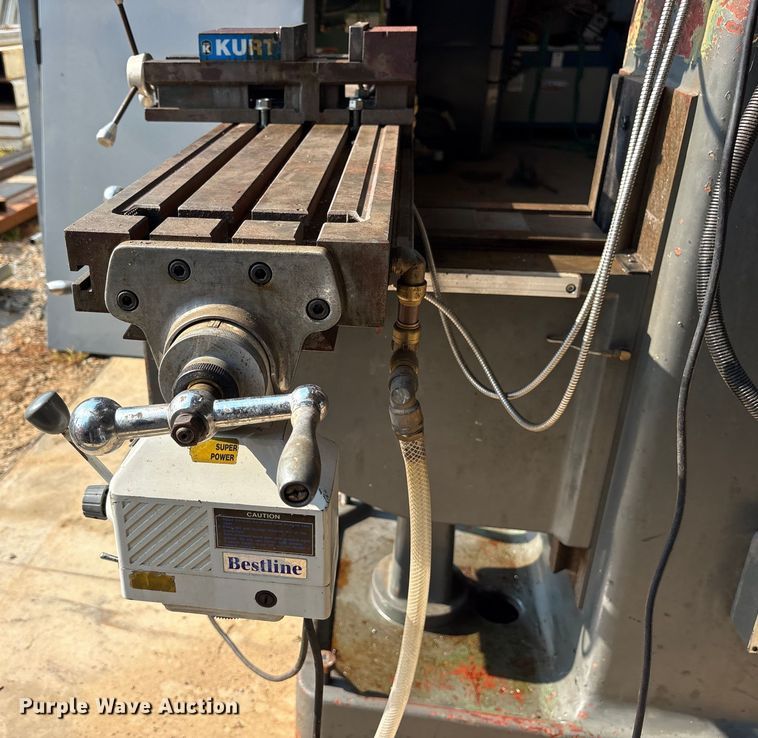 image for item DY0919 South Bend 3VH Milling machine