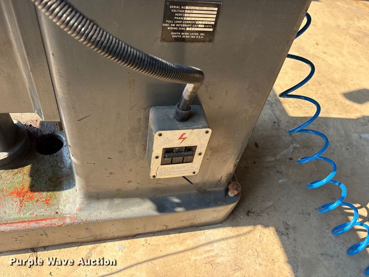 image for item DY0919 South Bend 3VH Milling machine