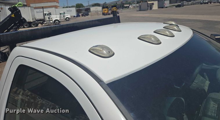 image for item DY0972 2016 Dodge Ram 4500 flatbed truck