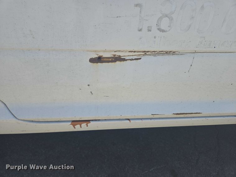 image for item DY0972 2016 Dodge Ram 4500 flatbed truck