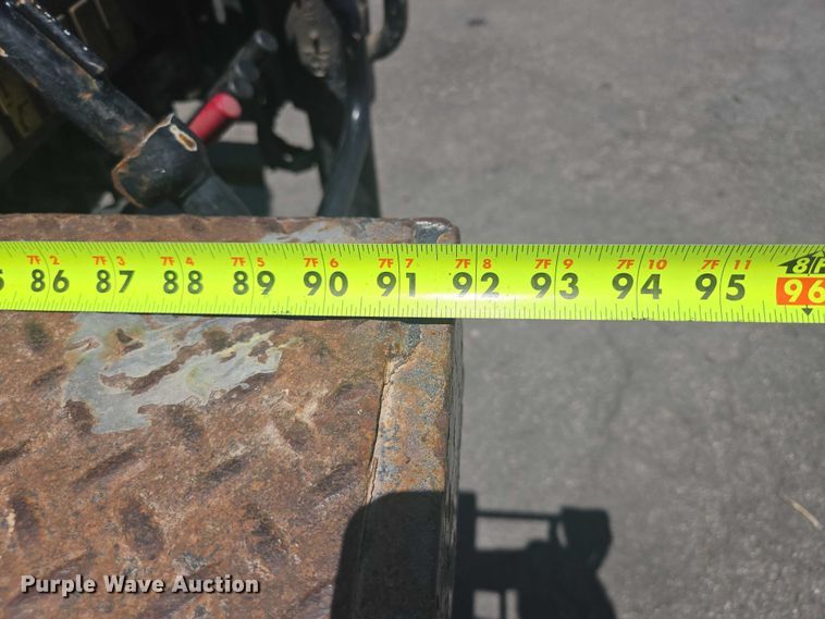 image for item DY0972 2016 Dodge Ram 4500 flatbed truck