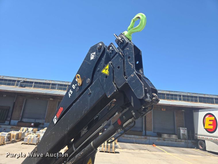 image for item DY0972 2016 Dodge Ram 4500 flatbed truck