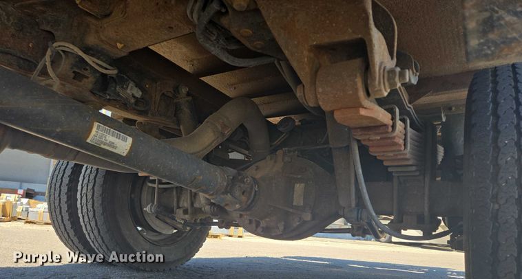 image for item DY0972 2016 Dodge Ram 4500 flatbed truck