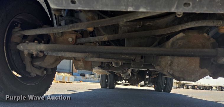 image for item DY0972 2016 Dodge Ram 4500 flatbed truck