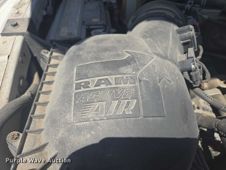 image for item DY0972 2016 Dodge Ram 4500 flatbed truck